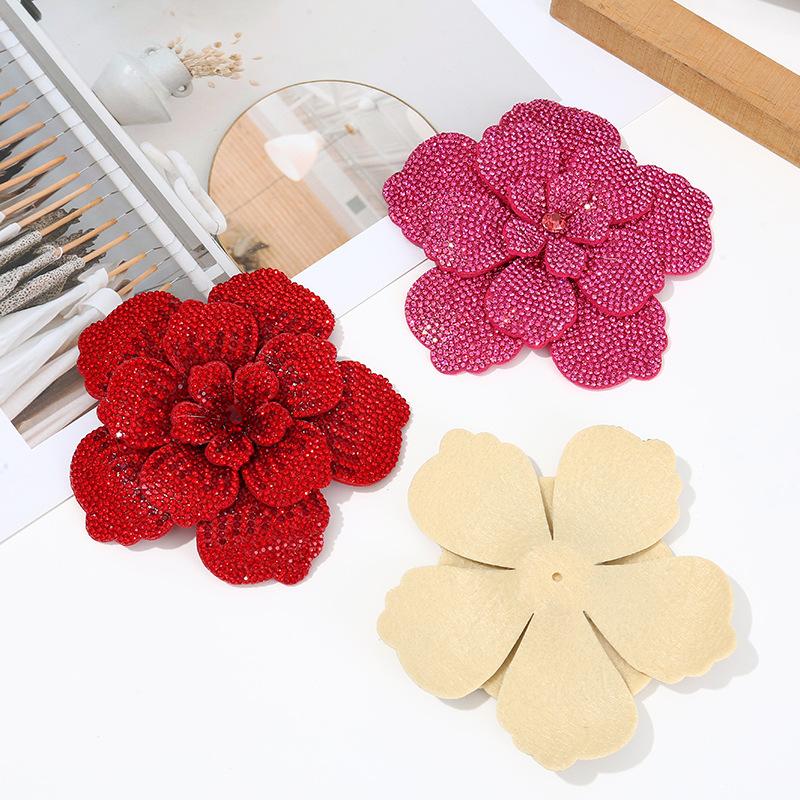 Craft Embellishments - 1個入り 3Dカメリア ラインストーンフラワーパッチ DIYクラフト 縫製用品 装飾用フラワーブローチ